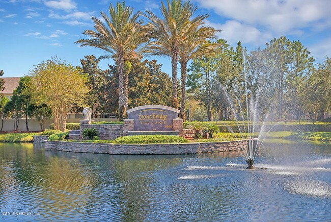 Foto del edificio - 7990 Baymeadows Cir E