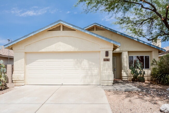 Building Photo - 10179 E Paseo Juan Tabo