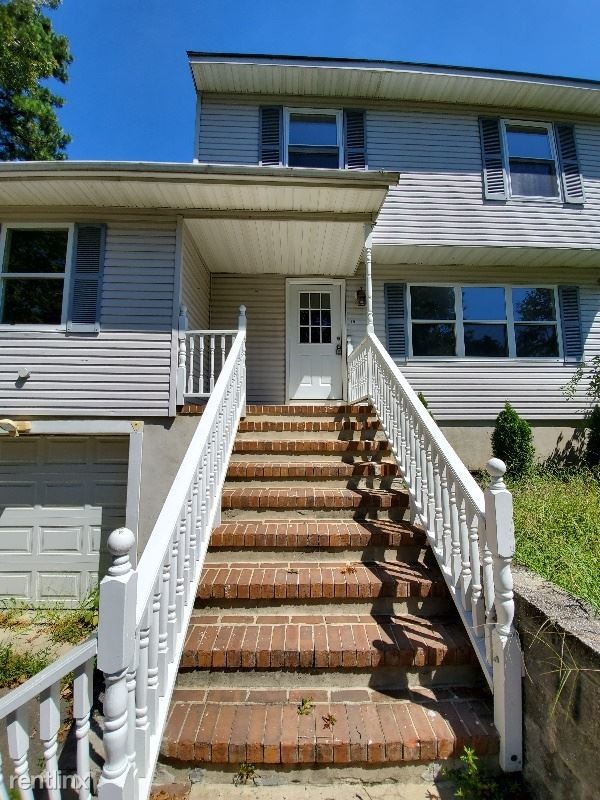 Building Photo - 3 br, 2.5 bath House - 375 S Stump Tavern Rd