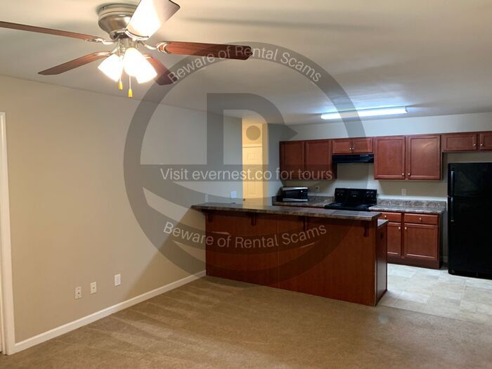 Foto del edificio - 20427 Castle Ridge Cir