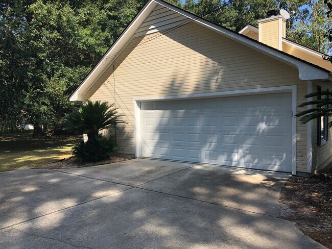 Foto del edificio - 3 Bedroom/2 Bath home in Lowndes County