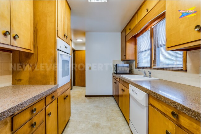 Foto del edificio - 6503 E Oneida St