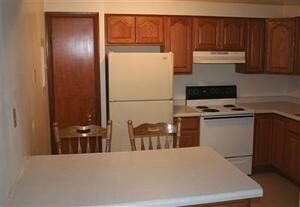 - 1105 N Depot St
