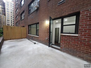 Building Photo - 405 E 56th St