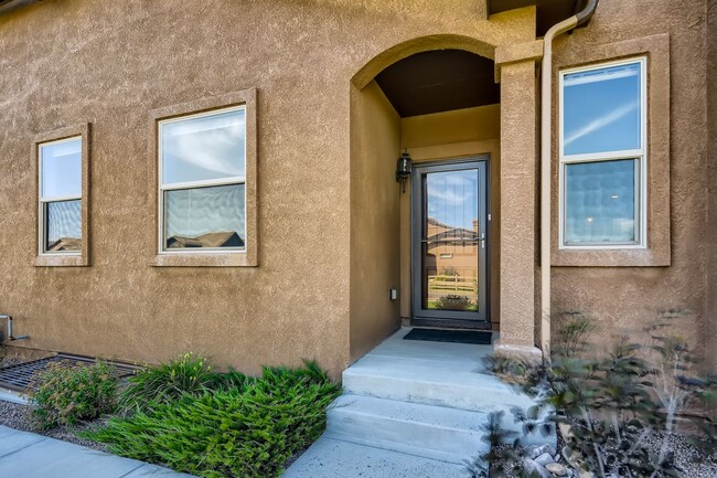 Photo - Flying Horse home for rent on Cake Bread!