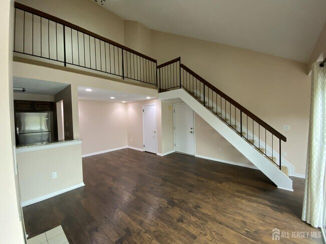 Building Photo - 9002 Tamarron Dr