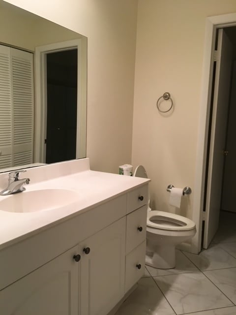 Building Photo - 9125 W Highland Pines Dr