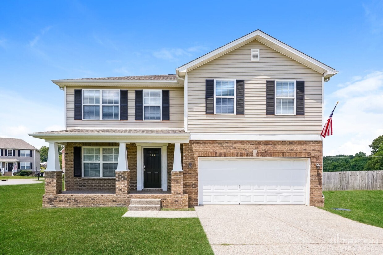 Foto principal - 312 W Winterberry Trail