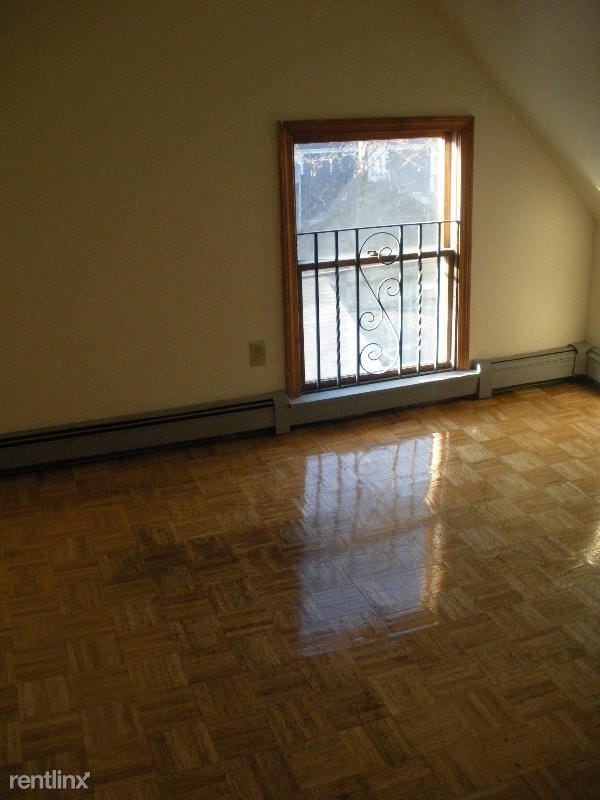 Building Photo - 1 br, 1 bath  - 198 School St