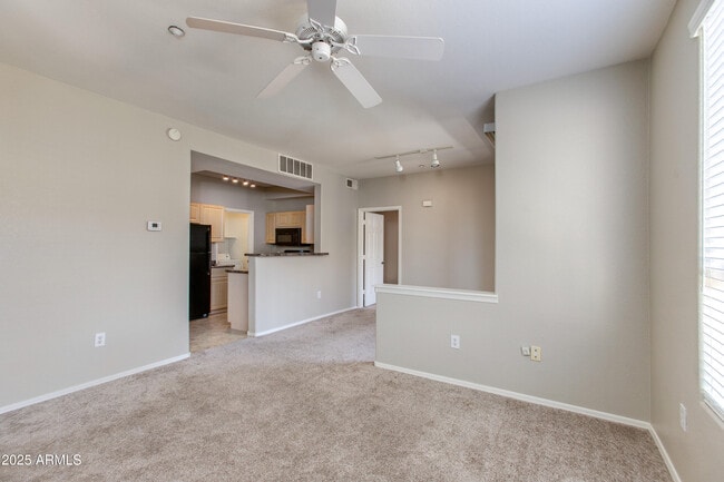 Foto del edificio - 5303 N 7th St