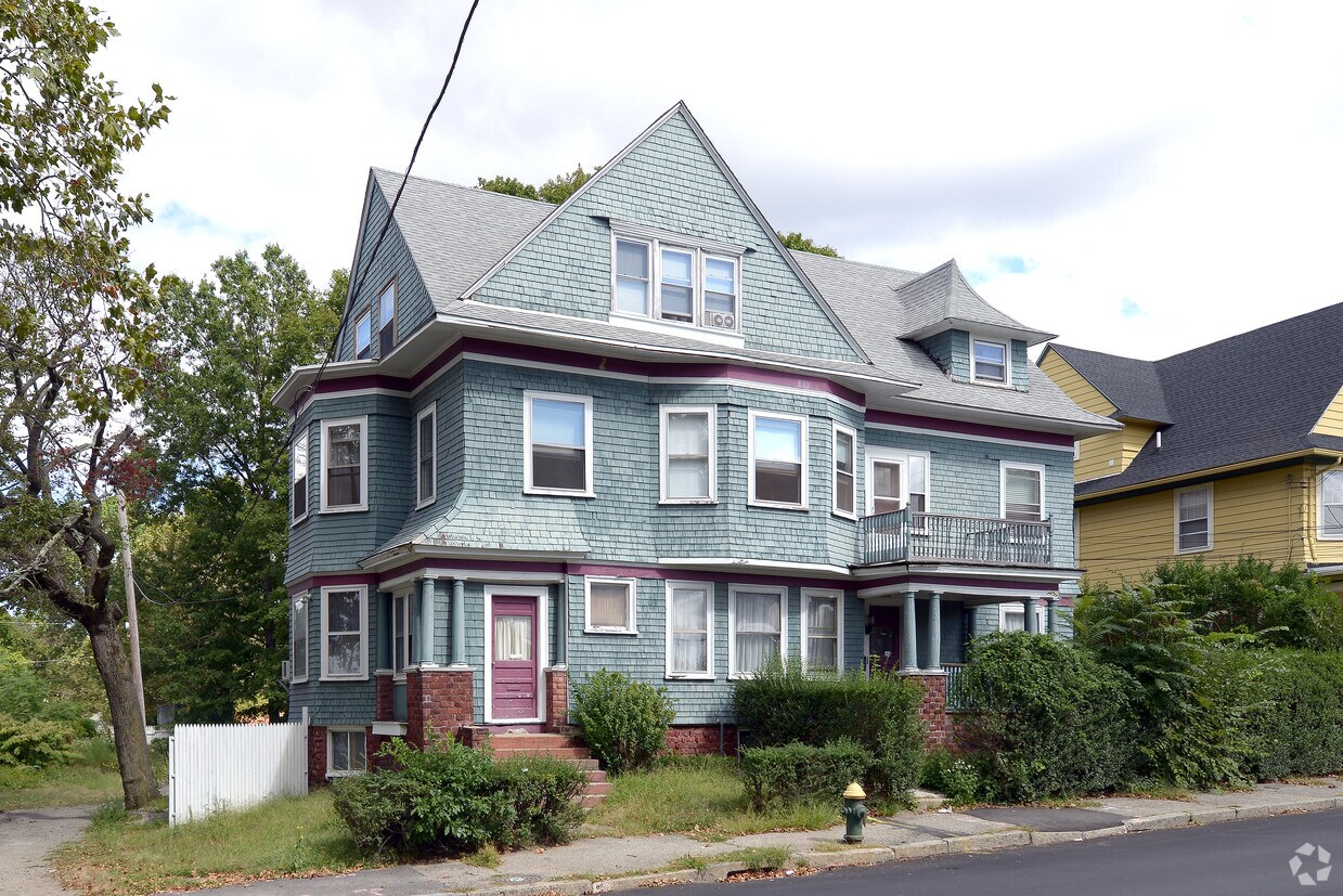 Primary Photo - 104 Olney St