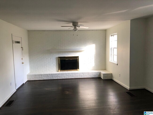 Building Photo - 1144 Winward Ln