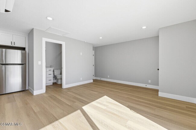 Foto del edificio - 1069 Donner Ave