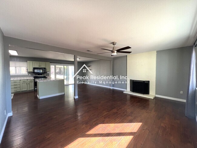 Foto del edificio - Wonderful 3bd/2ba Orangevale Home!