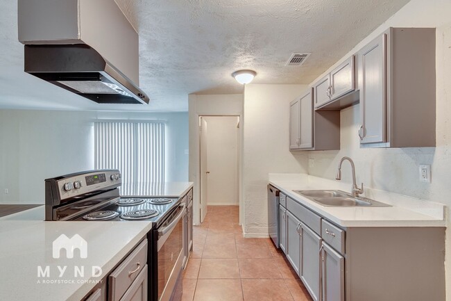 Foto del edificio - 3237 Chalmette Ct