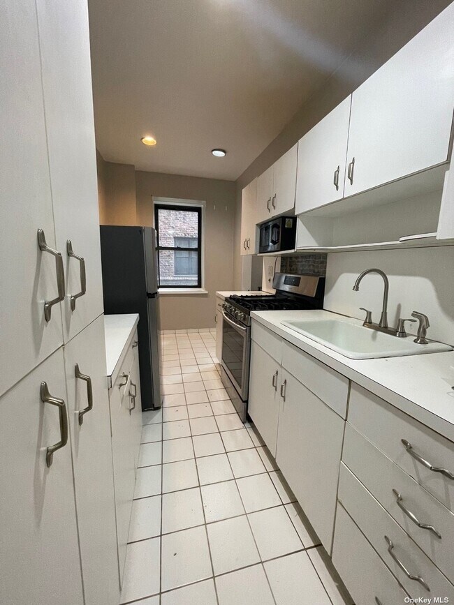 Foto del edificio - 141 Wyckoff Pl
