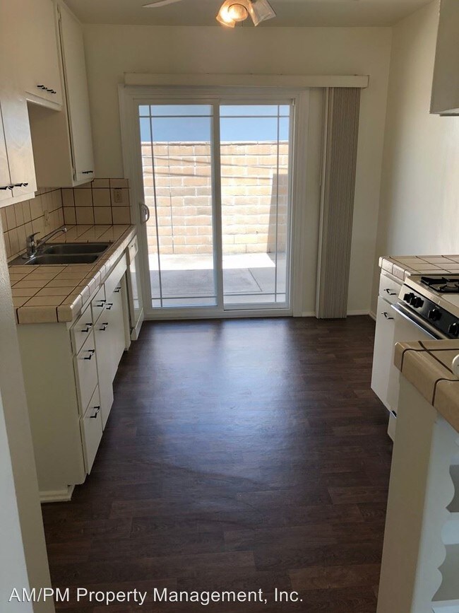 20012007 Clay St, Newport Beach, CA 92663 Room for Rent in Newport Beach, CA