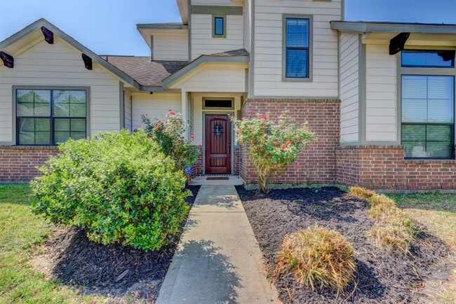 Building Photo - 25151 Alina Ln