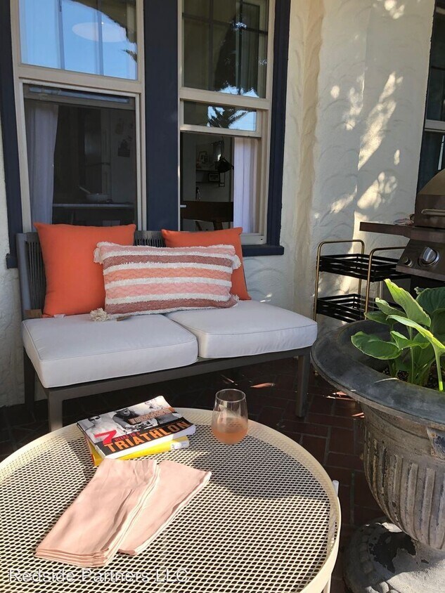 Foto principal - 2250 Bonair Pl SW