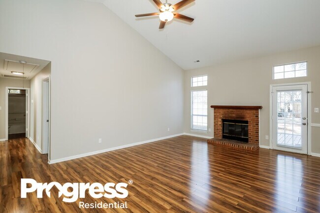 Foto del edificio - 2518 Bushy Pine Ct