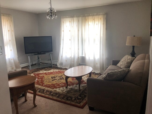 Living room - 324 Laurel St