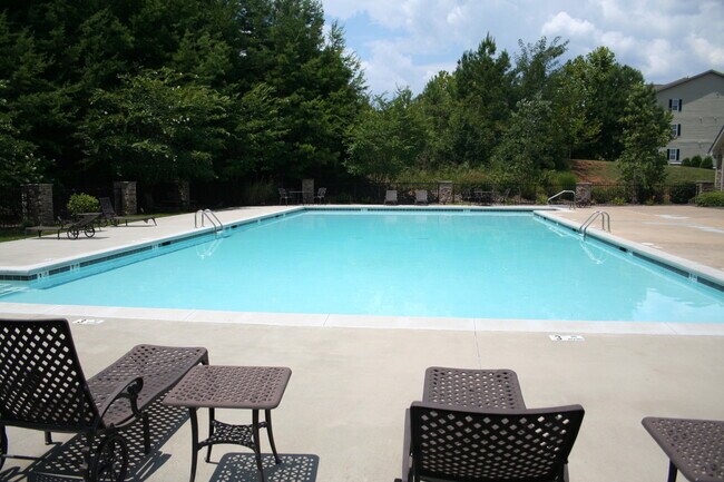 Foto del edificio - Condo Now Available- 2 bedroom/2baths-gate...