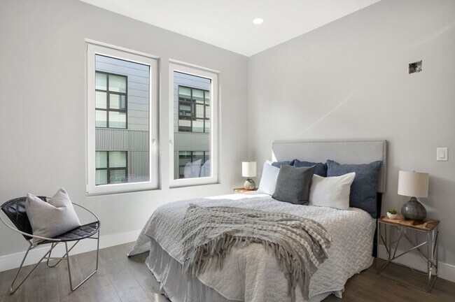 Foto del edificio - 610 Rutherford Ave
