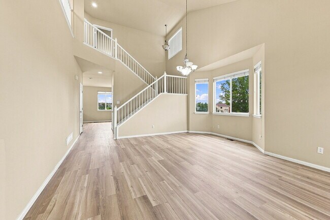 Foto del edificio - $3,545.95 with $300 Off The First Month's Rent, 5 Beds - 3.5 Baths, Single Family Home in Parker ...