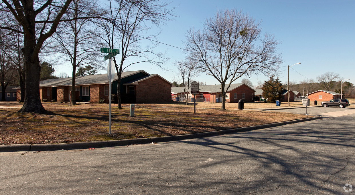 Exterior - Wilkins Court
