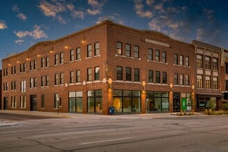 Building Photo - 2570 Farnam St