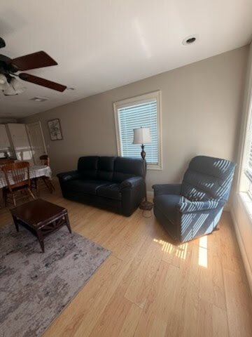 Foto del edificio - 2436 Salmon St