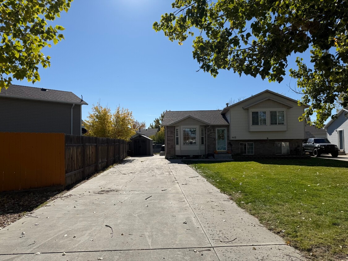 Foto principal - 462 W 660 S
