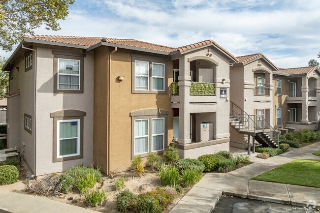 Primary Photo - Crocker Oaks Apartments