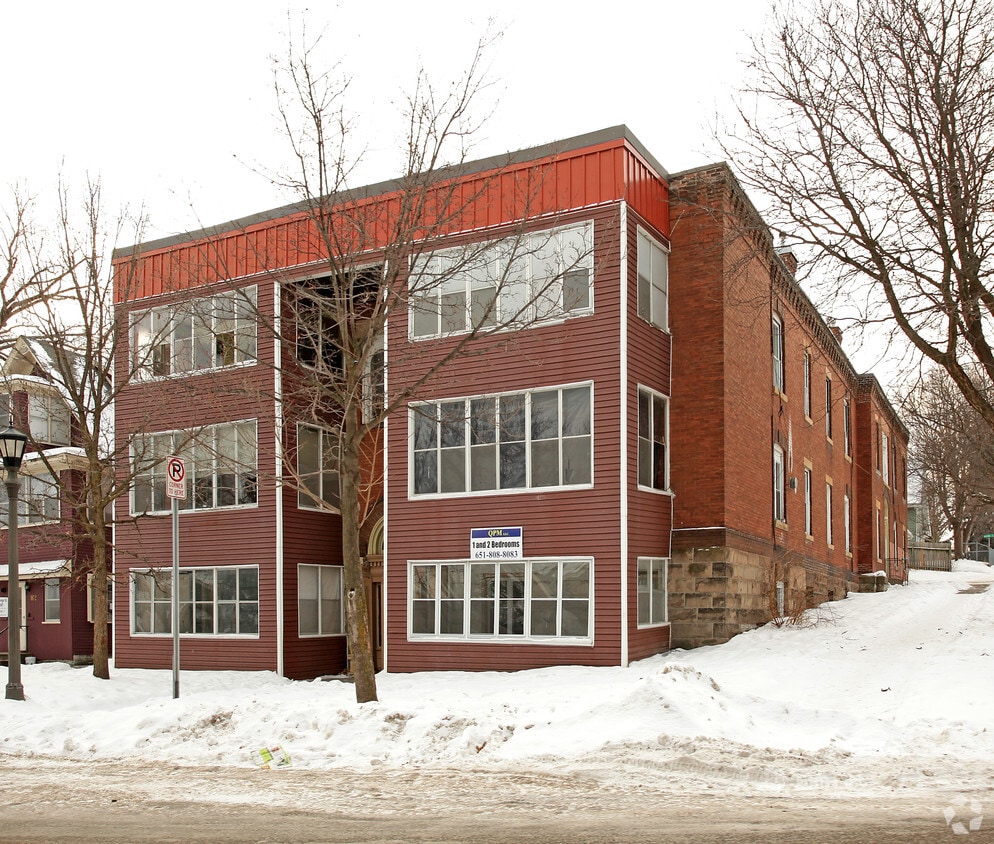 Primary Photo - 166 George St W