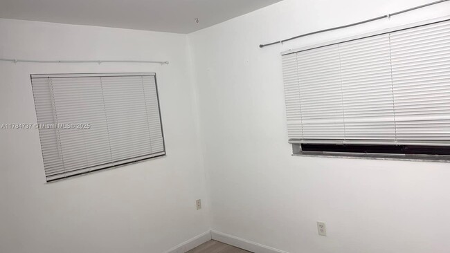 Foto del edificio - 8420 SW 133rd Avenue Rd