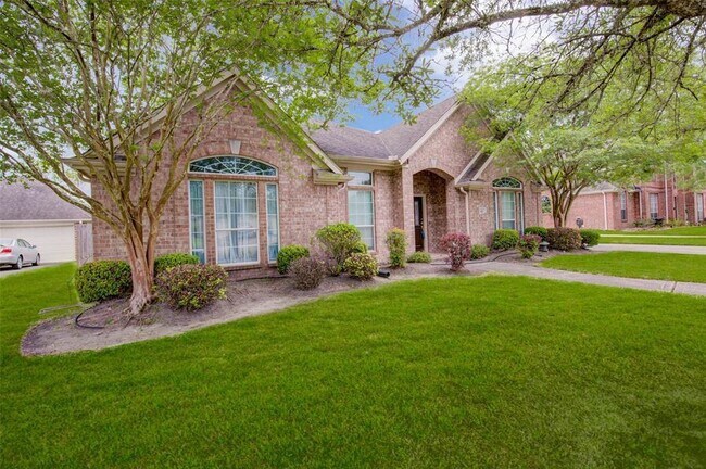 Building Photo - 432 Serenity Dr