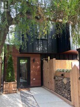 Building Photo - 5 Edgewood Gardens