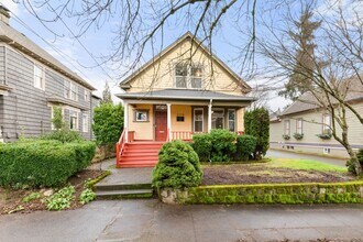 Building Photo - 2178 NE 7th Ave