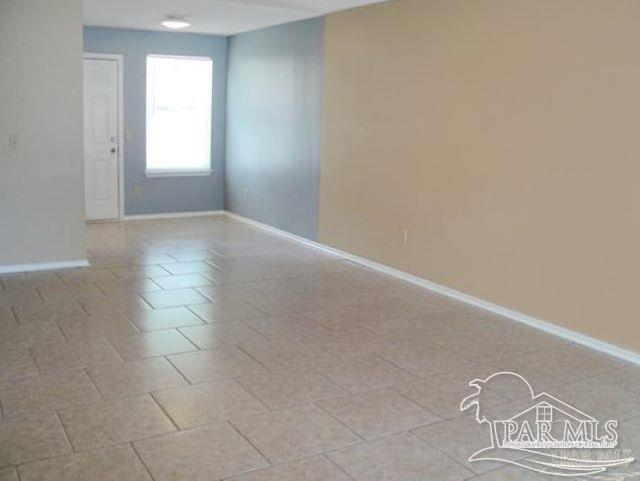 Foto del edificio - 417 Oak Knoll Ln