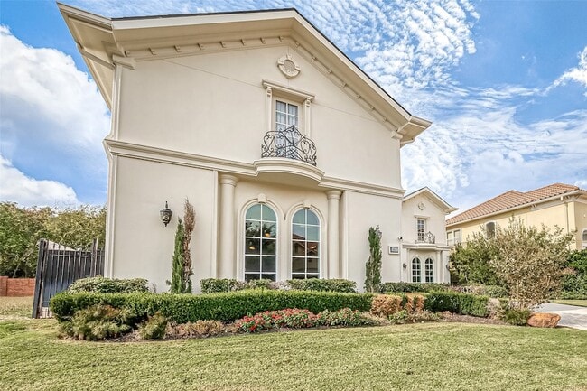 Building Photo - 3802 Louvre Ln