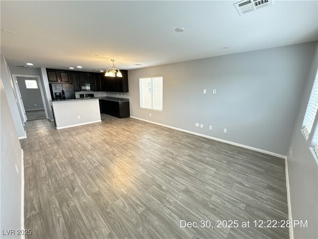 Building Photo - 7728 Vibrant Threads Ct