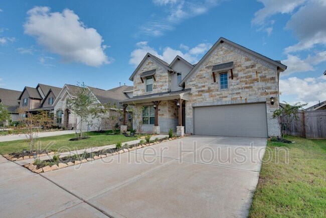 Building Photo - 8806 Spinning Mill Dr