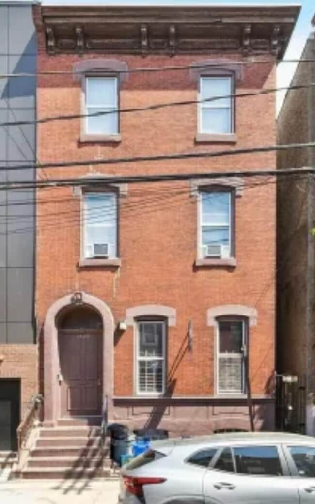 Building Photo - 1503 N 17th St