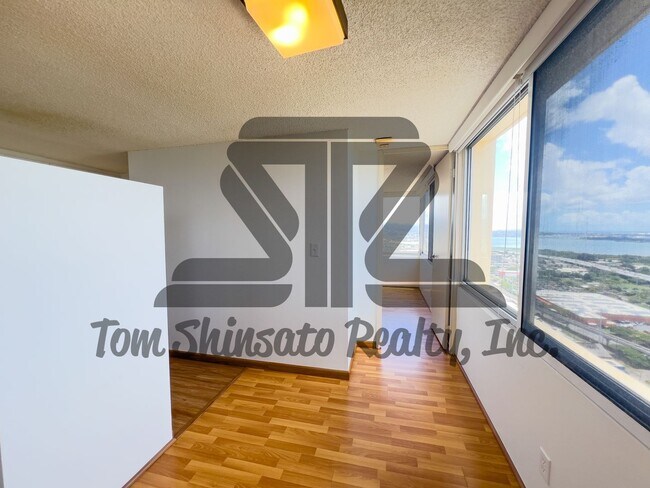 Foto del edificio - 1BR / 1Bath / 1Pkg - Rental at Century Par...