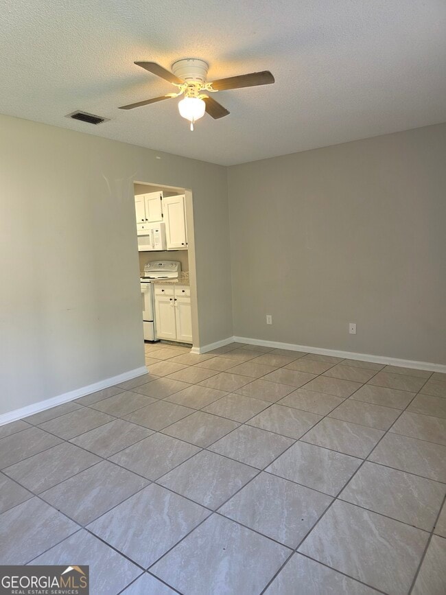 Building Photo - 760 Morningside Ln