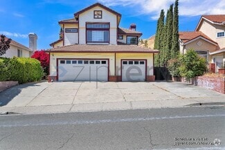 Building Photo - 115 Montego Dr