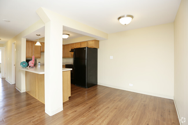 Interior Photo - Riverwalk Commons- Student Housing