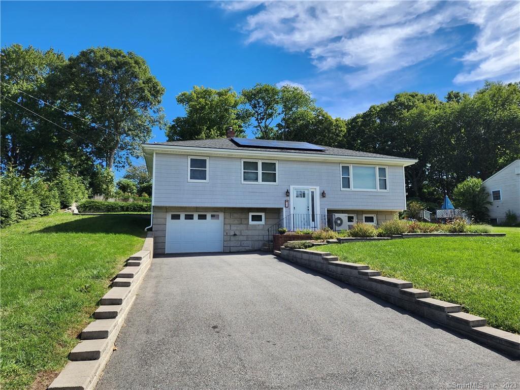 Primary Photo - 27 Rockwood Dr