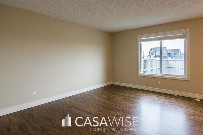 Building Photo - 6833 Cardinal Link SW