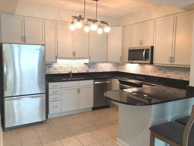 Foto del edificio - 130 N Garland Ct